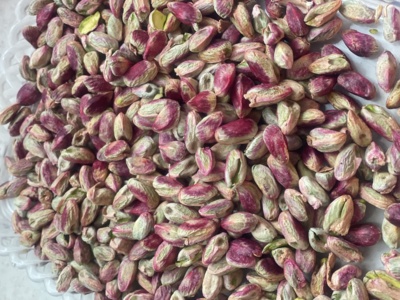 مغز پسته رقم شاهپسند