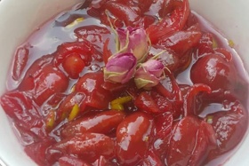 طرز تهیۀ مربای پوست پسته