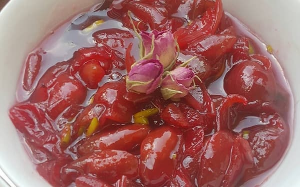 طرز تهیۀ مربای پوست پسته